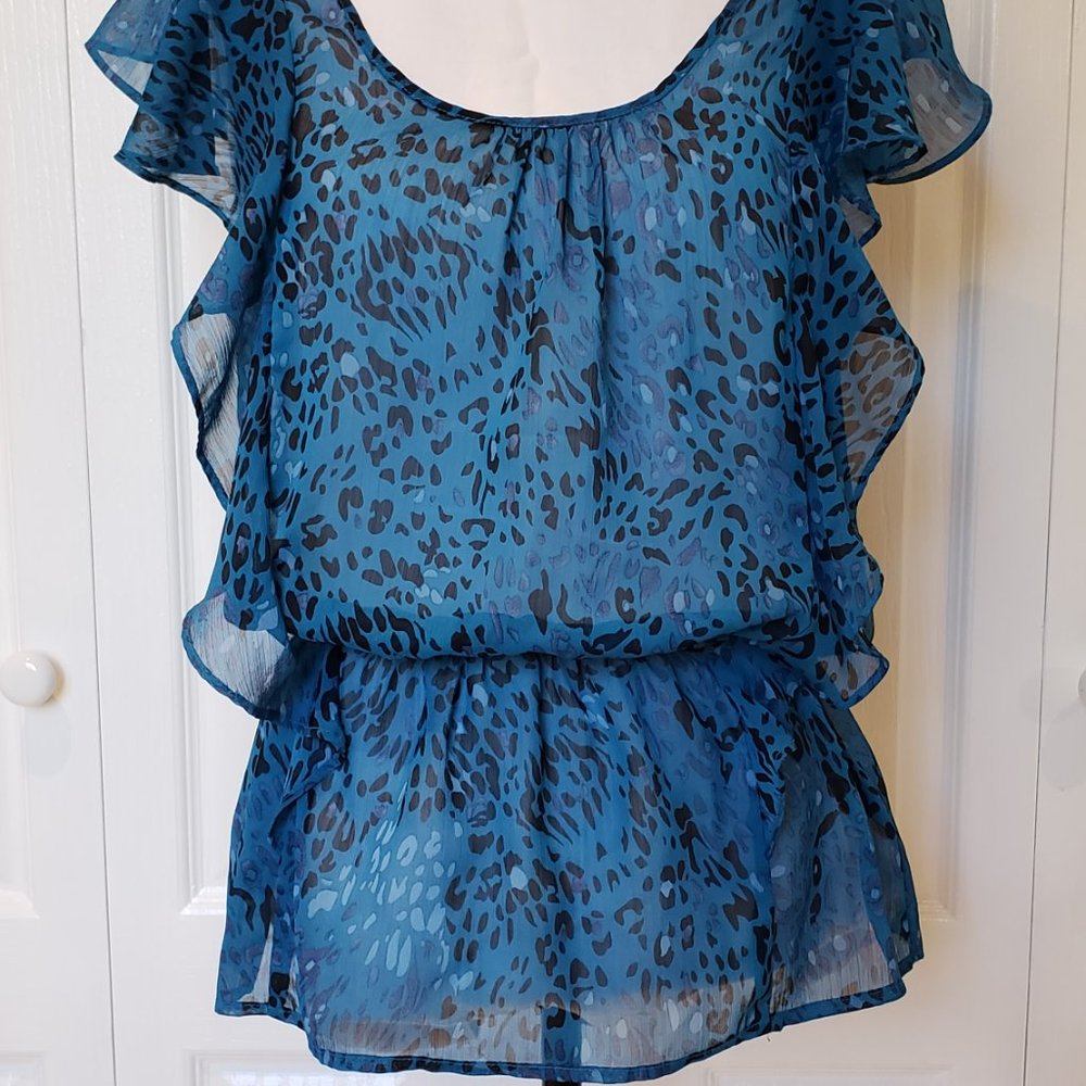 Miley Cyrus & Max Azria Leopard design